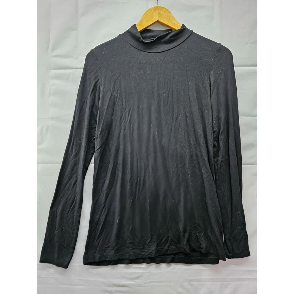 Jones & Co Black Mock Neck Long Sleeve Top Size M Lightweight Stretch Layering